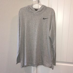 ⚡️ NEW ⚡️•Authentic Nike Dri-Fit Player Pullover•